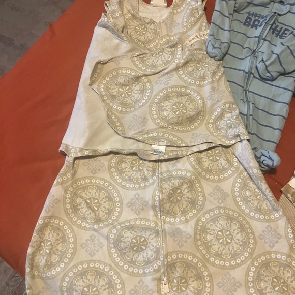 Newborn Baby Boys’ Clothing Lot with Size Small Halo Sleep Sack - Picture 2 of 10